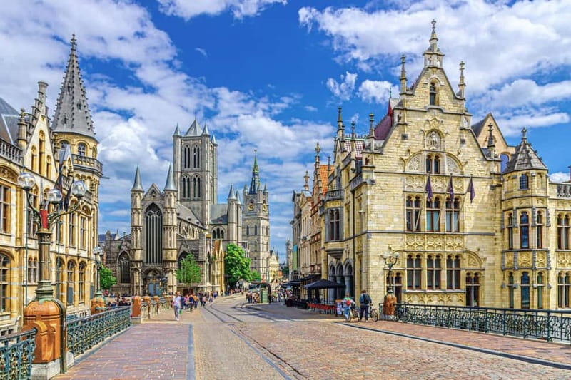 Brussels: Bruges & Ghent Tour with Cruise & Chocolate Visit - Bruges: a guided introduction in 45 minutes