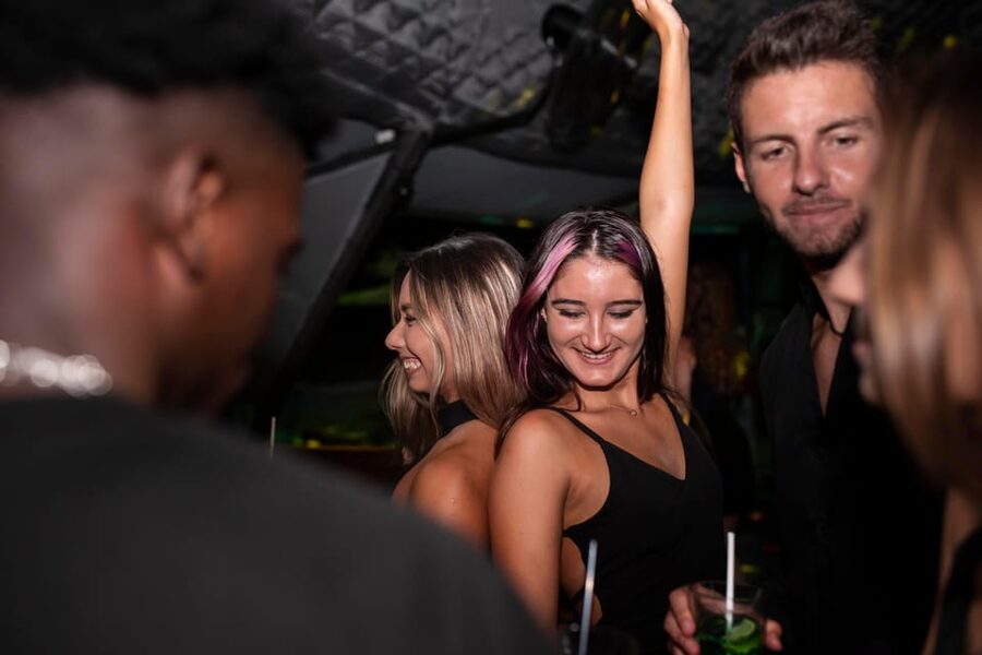 Brussels: BXL Pub Crawl Guided Tour - Practical tips for a smoother evening