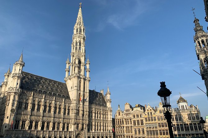 Brussels Chocolate Beer Waffle and Belgian Whiskey All-in-One (Small Group) Tour - Why this Brussels food tour is different