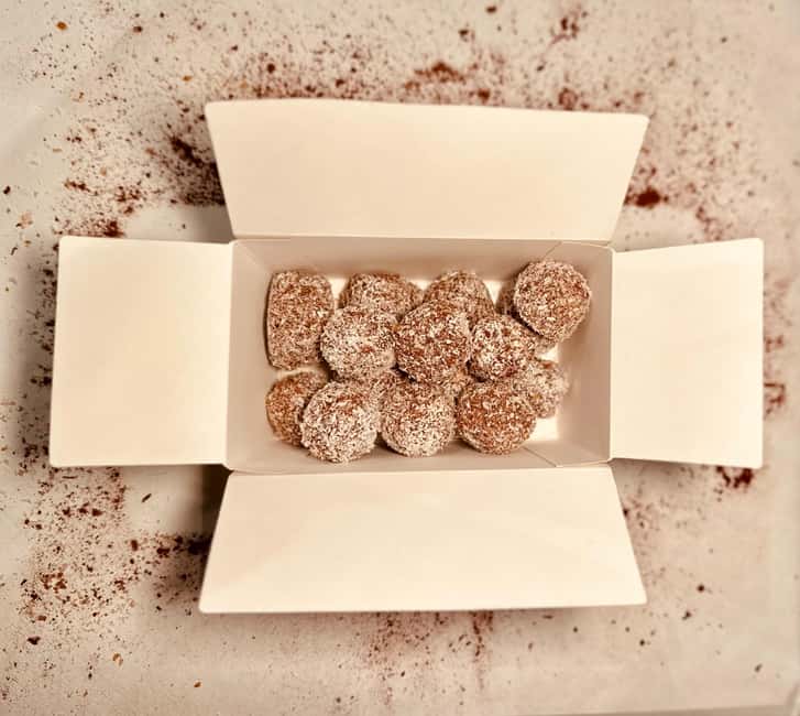 Brussels: Chocolate Truffle & Belgian Hot Chocolate Workshop - Arriving at number 30