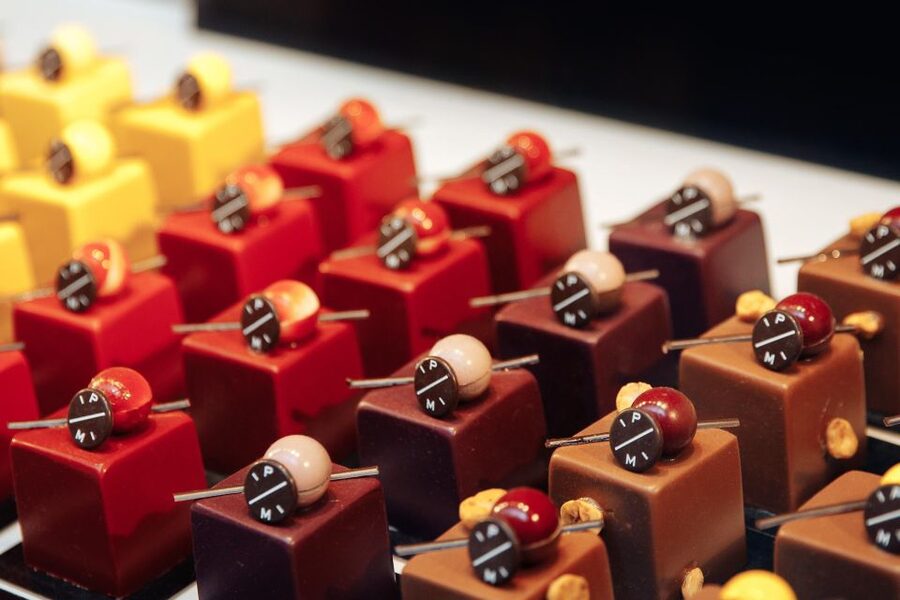 Brussels: Chocolate Workshop and Guided Walking Tour - Ten tastings, not one oversized chocolate stop