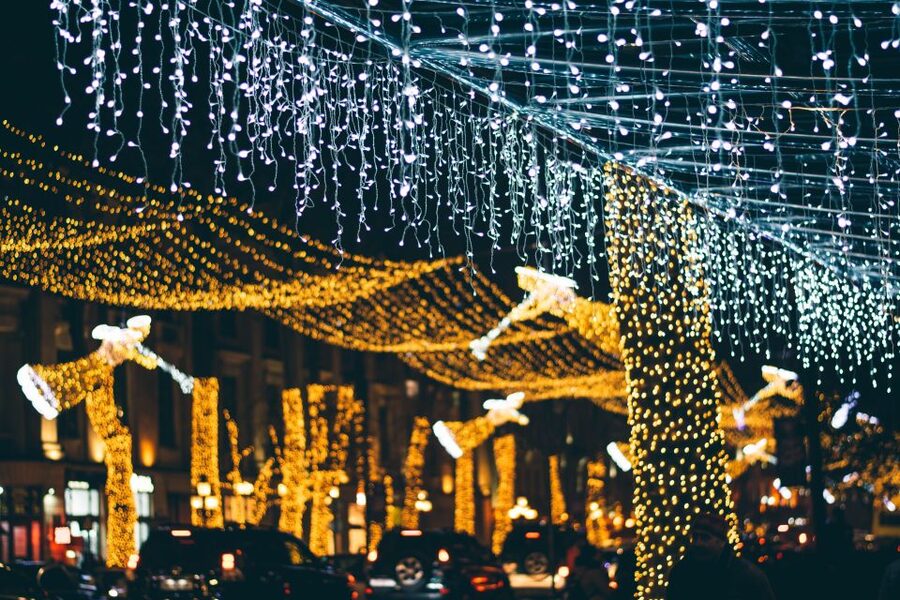 Brussels: Christmas Market Magic Walking Tour with a Local - Booking value and cancellation flexibility