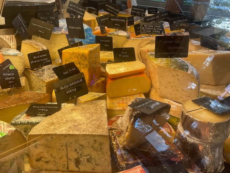 Brussels: City Center Guided Food Tour with Tastings - Stories About Brussels Between Bites