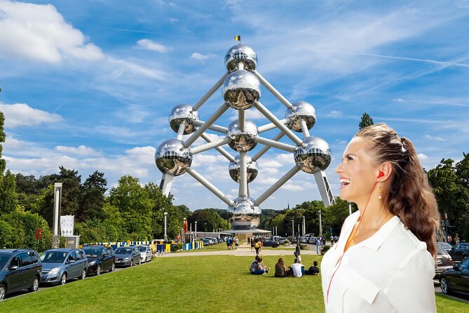 Brussels: City Walk with Audioguide in 7 Languages on your Phone - Grand Place and Brussels street scenes