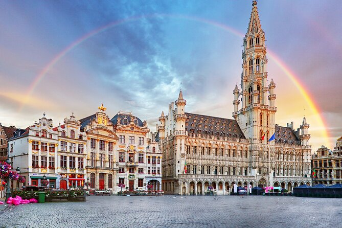 Brussels: City Walk with Audioguide in 7 Languages on your Phone - The Royal Palace and Brussels’ official center