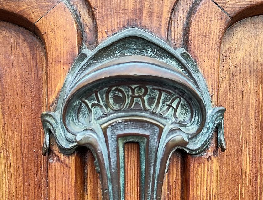 Brussels: Fall and Rise of Art-Nouveau Guided Tour - Weather, clothing, and useful planning tips