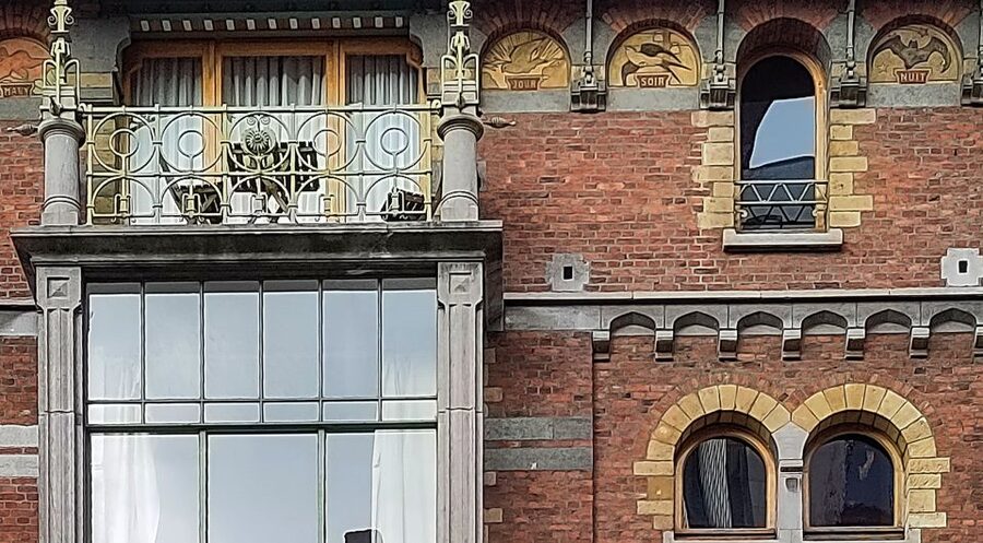 Brussels: Fall and Rise of Art-Nouveau Guided Tour - Is $17 a fair price?