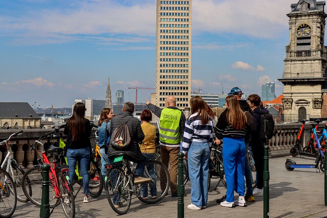 Brussels Highlights & Hidden Gems Bike Tour - What riding for 3.5 hours is really like