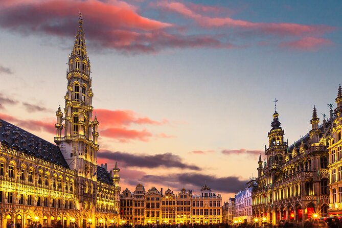 Brussels Highlights Self guided scavenger hunt and Walking Tour - Royal Palace: a grand opening sight
