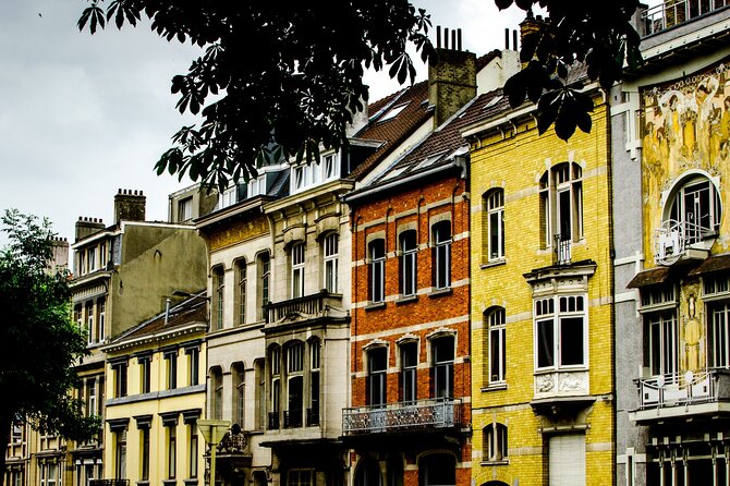 Brussels Highlights Self guided scavenger hunt and Walking Tour - Manneken Pis: Brussels in miniature
