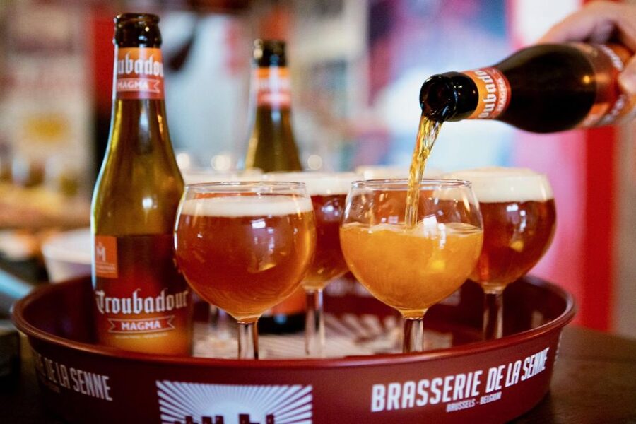 Brussels: Hungry Mary's Famous Beer and Chocolate Tour - Royal Galleries and Grand Place