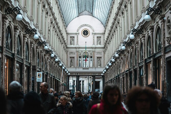 Brussels Old City’s Highlights Walking Tour - Saint Nicholas’ Church and Brussels comic murals