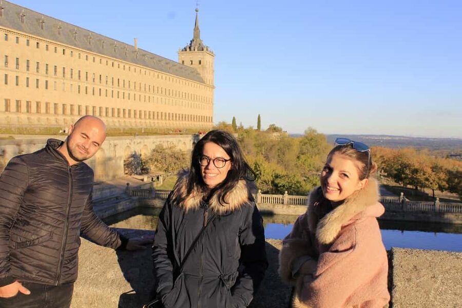 Brussels: Private 2-Hour Sightseeing Tour with Local Guide - Is the $201 price good value?