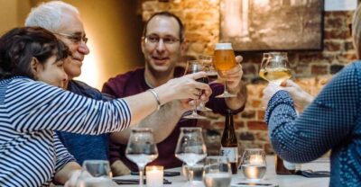 Private Beers, Bars, and Live Music Tour by Night
