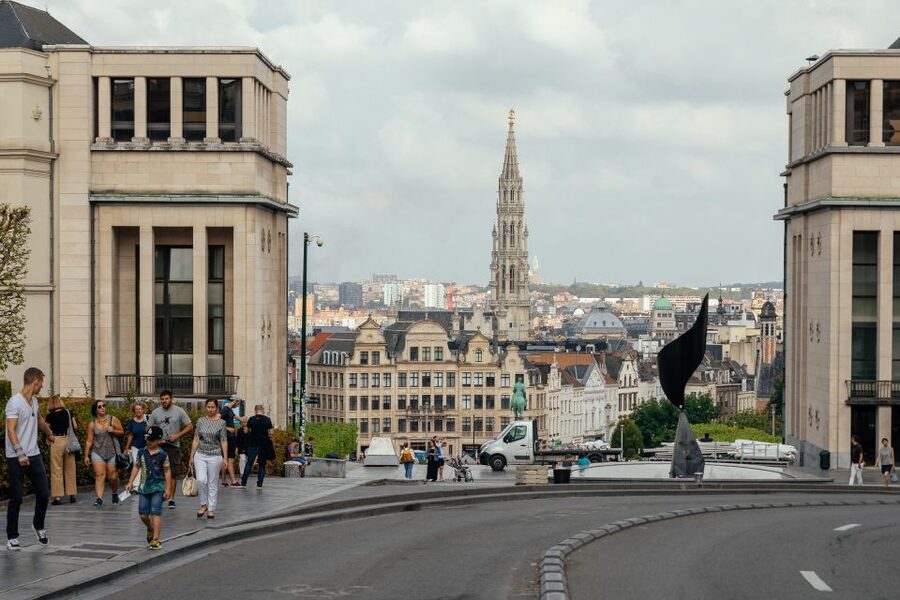 Brussels: Private Tour w/ Locals – Highlights & Hidden Gems - The Royal Palace and Brussels through local stories