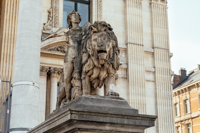 Brussels PRIVATE TOUR With Locals: Highlights & Hidden Gems - The Royal Palace and Brussels in plain sight