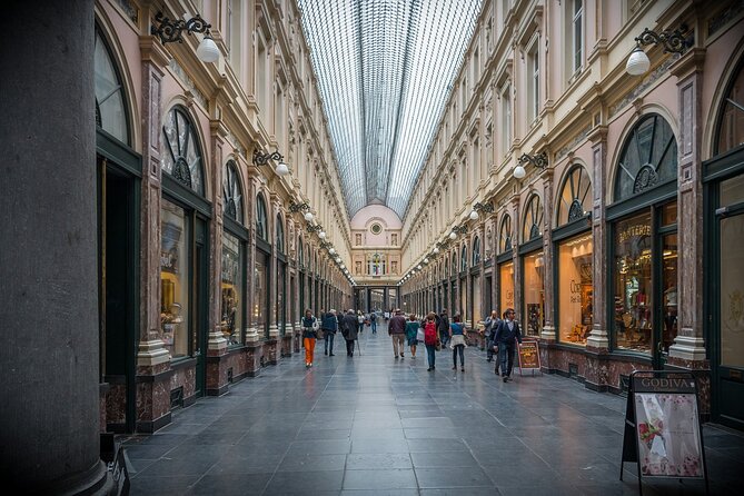 Brussels : Private Walking Tour with A Guide (Private Tour) - Guide quality can shape the entire experience