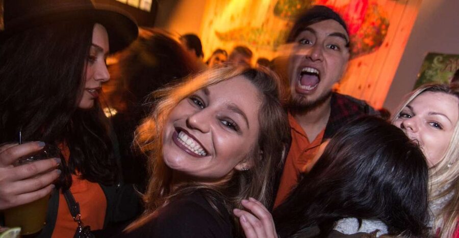 Brussels: Pub Crawl and Nightlife Party Experience - What this Brussels pub crawl is really designed to do