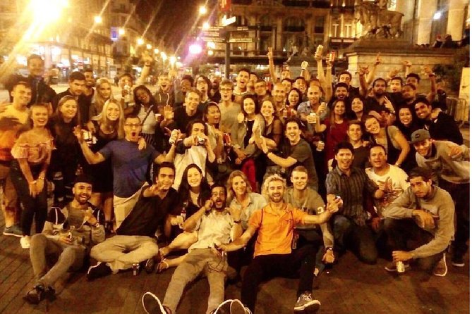 Brussels Pub Crawl - Nightlife & Party Experience - The middle stops: variety, music, and mixed quality