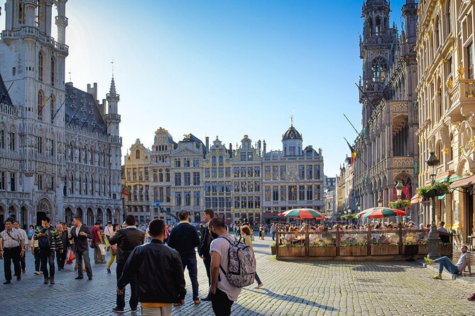 Brussels Tootbus Discovery Hop On Hop Off Bus and walking tours - Cinquantenaire and the royal district