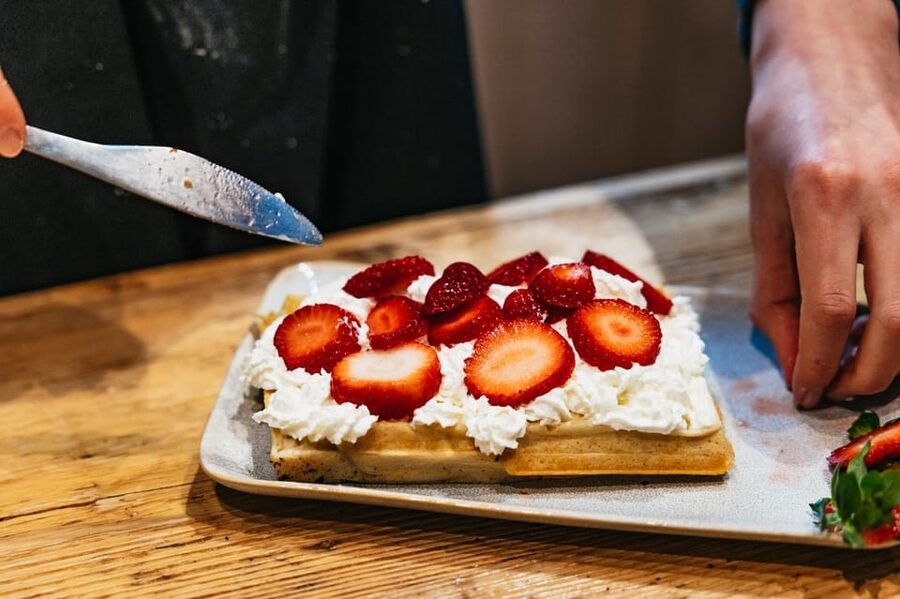 Brussels: Waffle Making Workshop - All You Can Eat - Location near Brussels sights