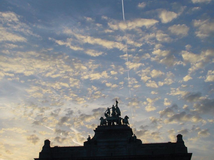 Brussels: Walking Tour from Central Station to Manneken Pis - Who will get the most from this walk?