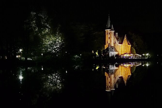 BRYGGJA ROMANTICA - 3 Hour Romantic Tour in Bruges - Burg Square, the Poorters Loge, and a forgotten medieval quarter