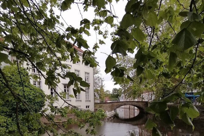 BRYGGJA ROMANTICA - 3 Hour Romantic Tour in Bruges - Starting at the Markt and Staminee De Garre
