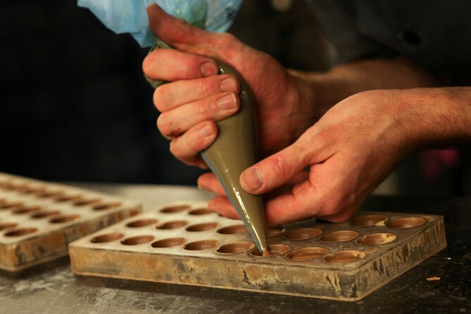 Chocolate and Beer Food Tour of Brussels - Starting beneath the Royal Galleries