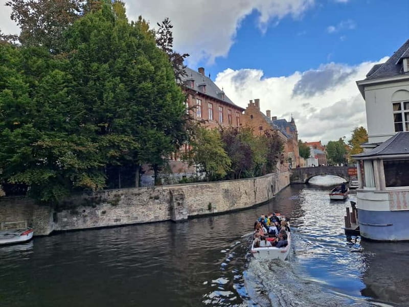 Day trip to Bruges from Paris with canal cruise - Key points before you book