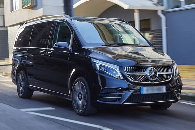 Departure Private Transfer from Ghent City to Brussels Airport by Luxury Van - What meet and greet really adds