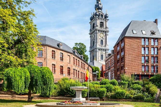 Discover Mons while playing! Escape game - The alchemist - Why the private group format matters