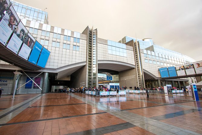 Discover the Brussels Politics Scene with a Local - Price, group size, and overall value