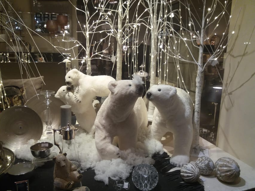 Discover the magic of Christmas in Brussels with a local guide - Warming up with mulled wine