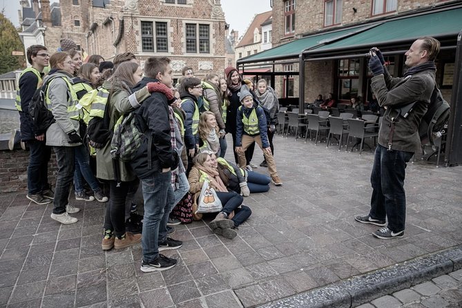 "Edges of Brugge" Photo Tour - 2hr open city tour & workshop - Practical lessons for cameras and phones