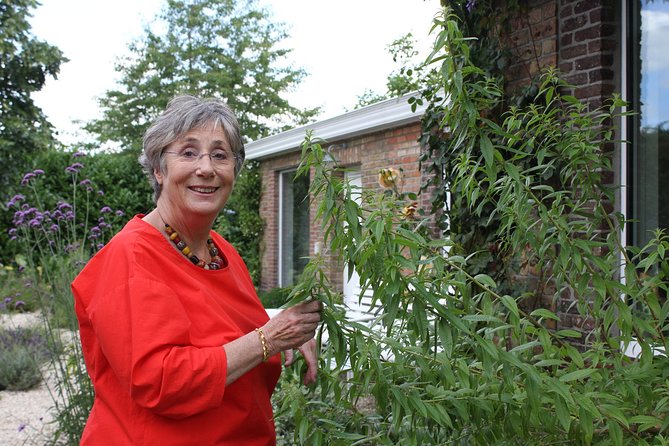 Experience Authentic Belgian Cuisine: Cooking Lesson and Meal with a Ghent Local - From the kitchen to Suzy and Bob’s table