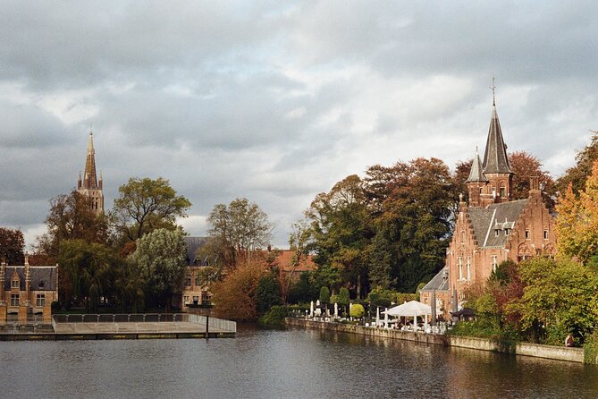Explore Bruges in 60 minutes with a Local - Burg and Bruges’ grand civic buildings