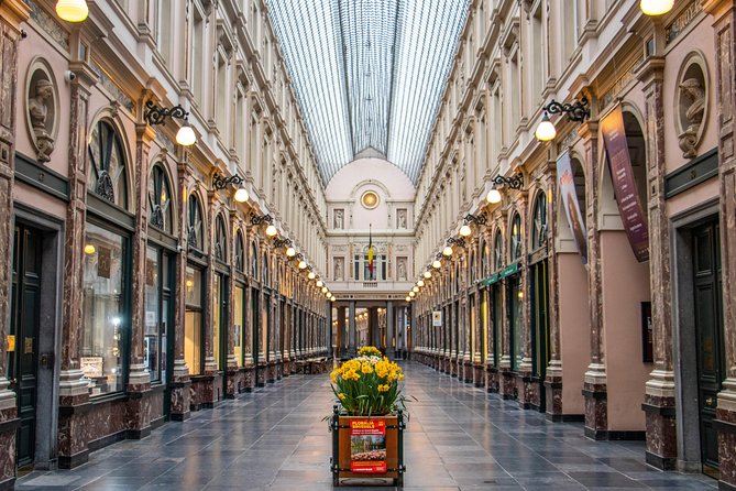 Explore the Art and Culture of Brussels with a Local - Comic murals that bring Brussels outdoors