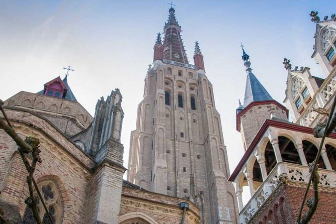 Food tasting & Historical walk - The last beer with the Markt in view