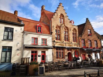 From Amsterdam: Bruges Day Trip in Spanish with Boat Option