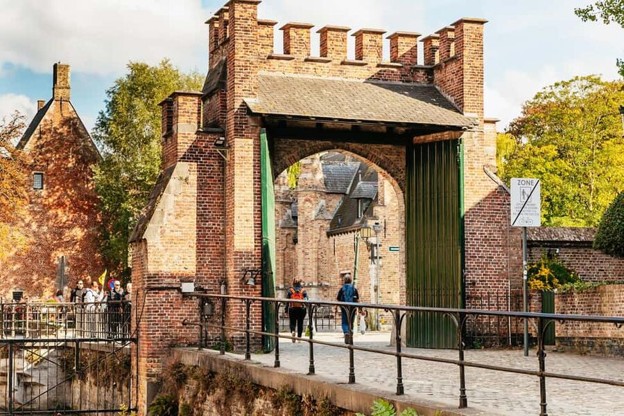 From Amsterdam: Day Trip to the Charming Brussels and Bruges - Key points to know before you book