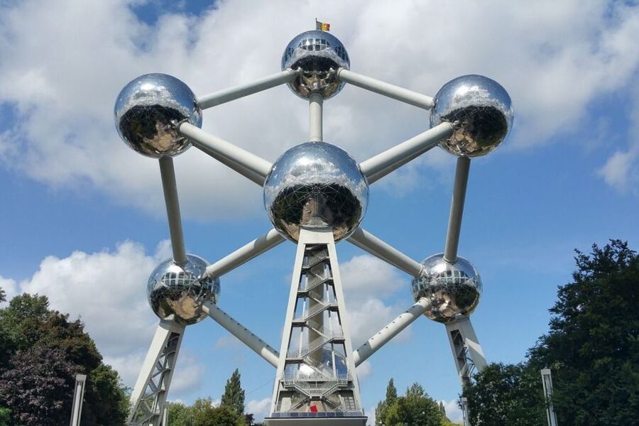 From Amsterdam: Private Sightseeing Trip to Brussels - What the private vehicle changes
