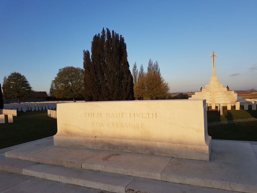From Bruges: Great War Flanders Fields Minibus Tour w/ Lunch - Lunch at De Dreve, with a museum bonus