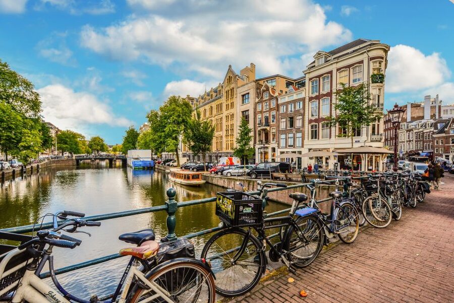 From Brussels: Cheese, Clogs & Windmills Amsterdam Day Trip - Rembrandt Hoeve: the most memorable stop