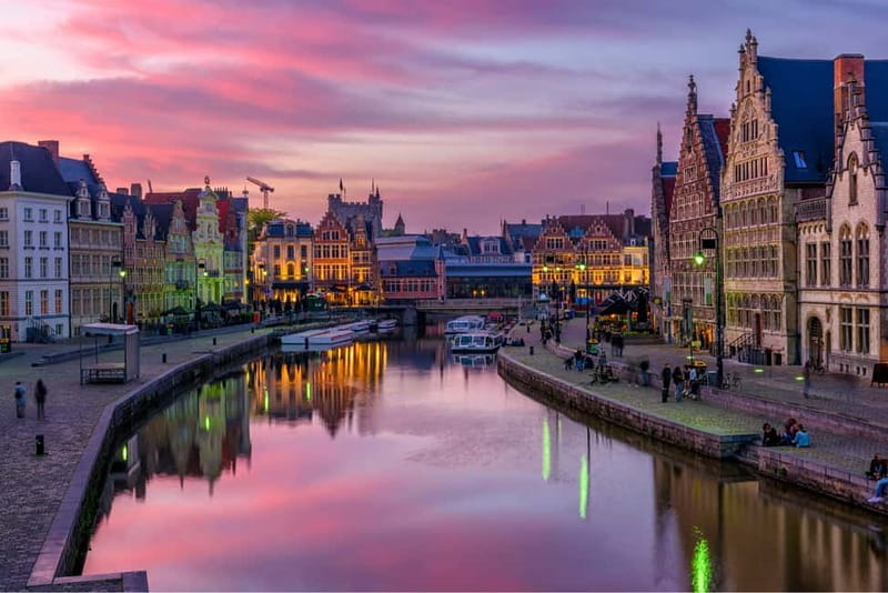 From Brussels: Day Trip to Ghent with Atomium - Graslei and Patershol show two sides of old Ghent