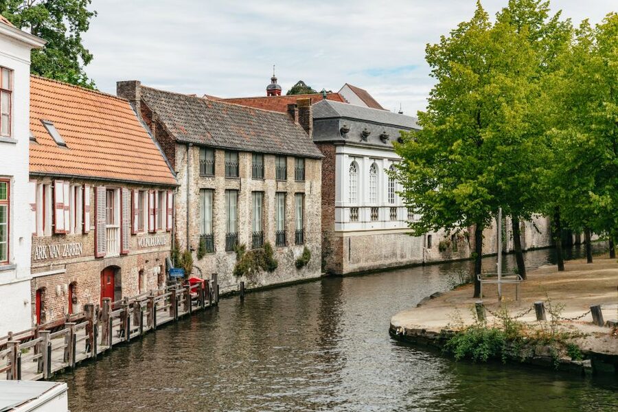 From Brussels: Guided Day Trip to Bruges and Ghent - Who will enjoy this day trip most?
