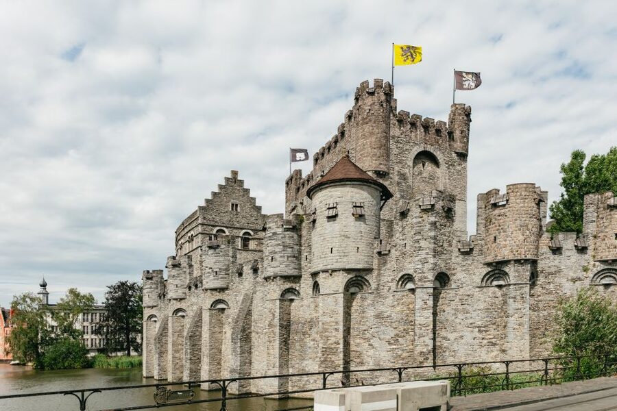 From Brussels: Guided Day Trip to Bruges and Ghent - Bruges free time: lunch, chocolate, and a careful choice