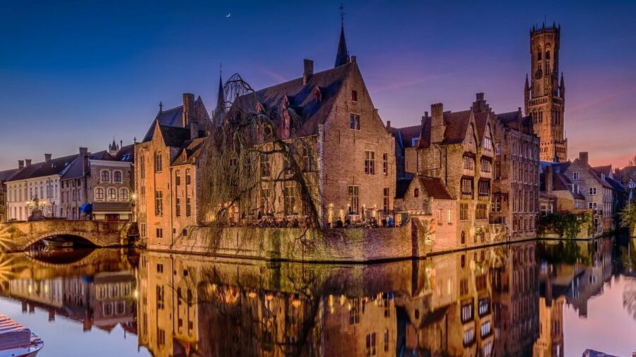 From Brussels: Private Tour of Bruges, Ghent and Flanders - Choosing between Bruges museums