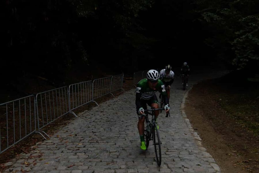 From Brussels to Flanders 100km road cycling tour - What the $353 Price Really Covers