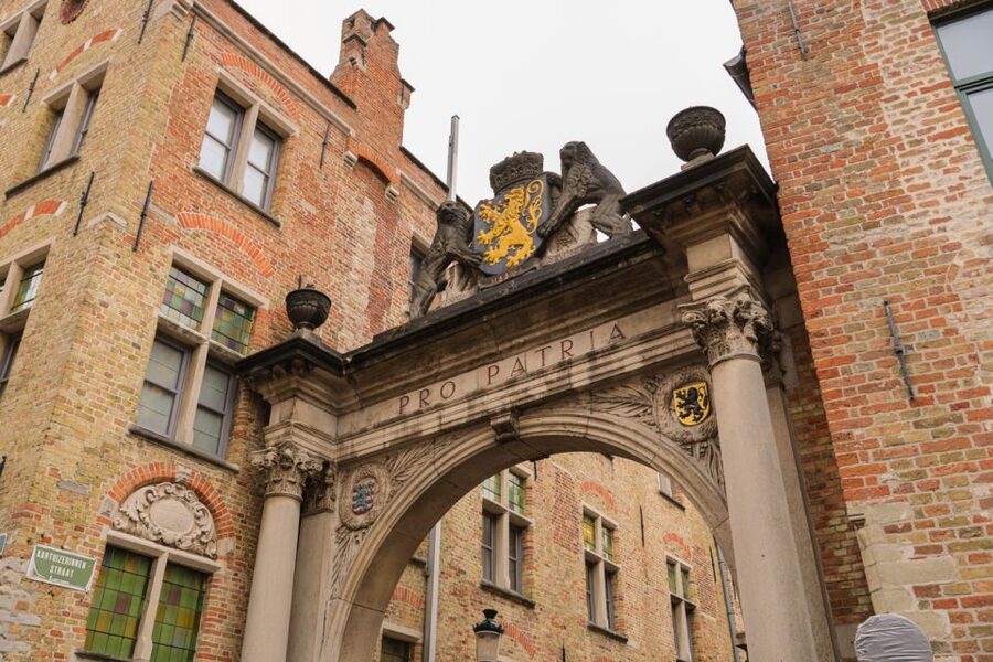 From Paris: Bruges Guided Tour with Hotel Pickup - Key points to know before booking